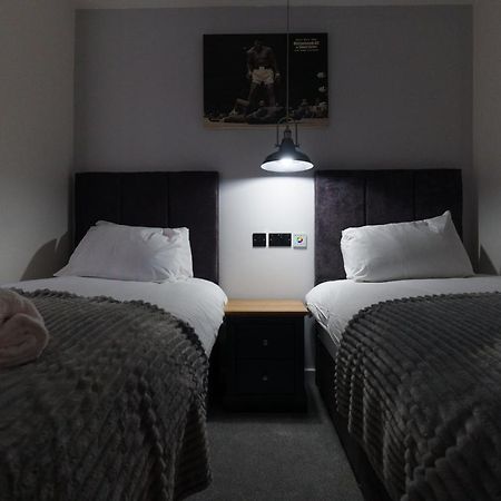 Fewston House Apartment ลีดส์ ภายนอก รูปภาพ
